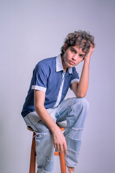 Short Sleeved Shirt with a Strip