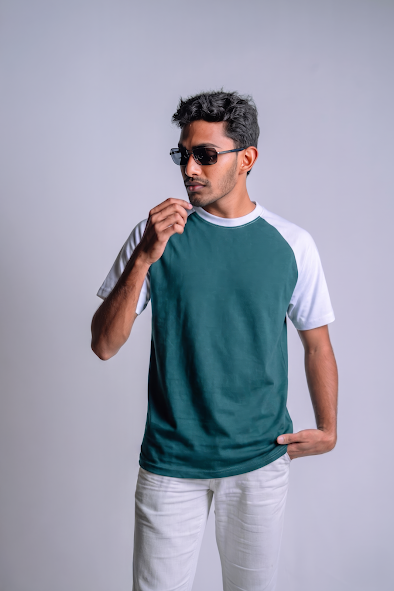 Raglan / Reglan Sleeved T-Shirt