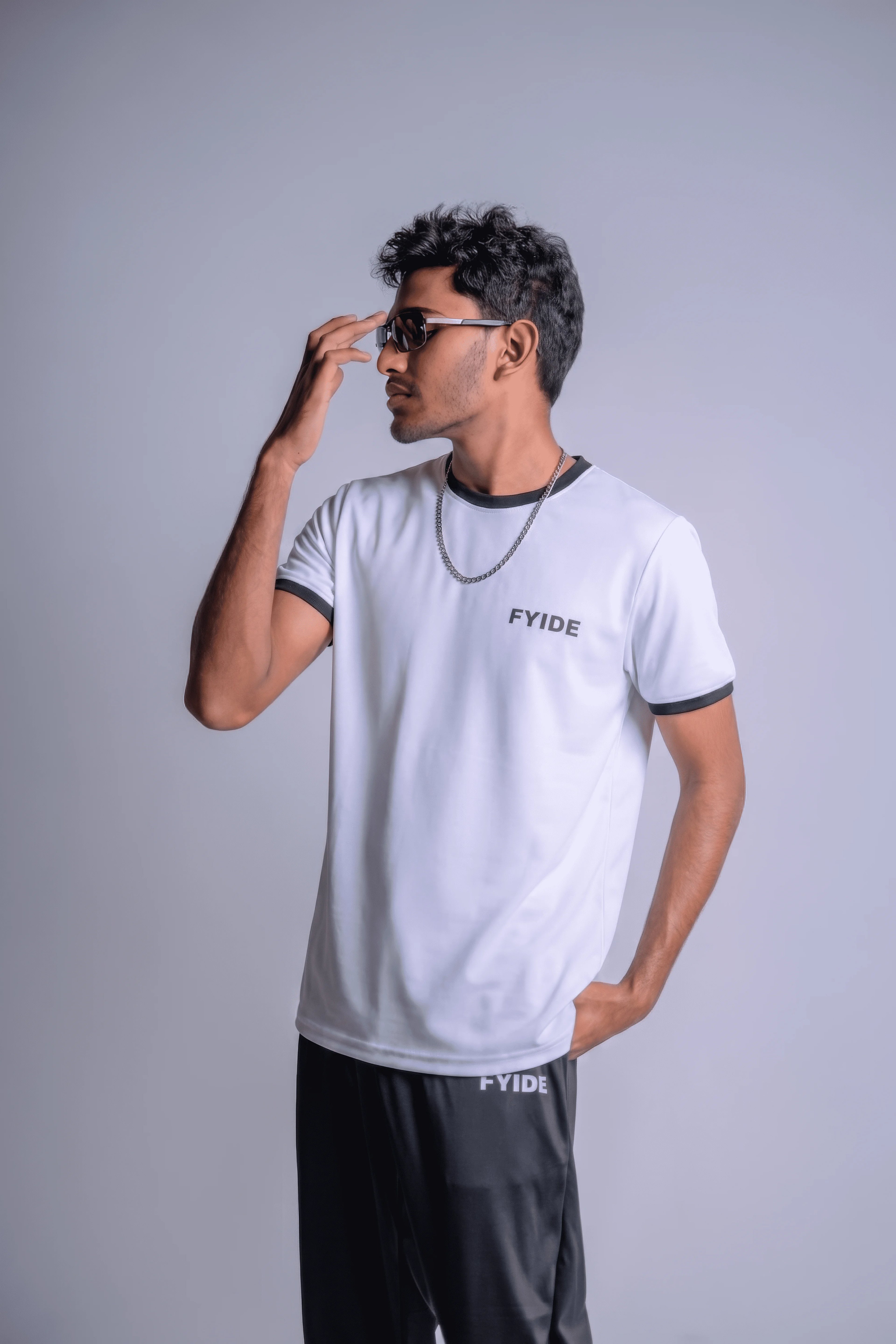 FYIDE Premium Crewneck